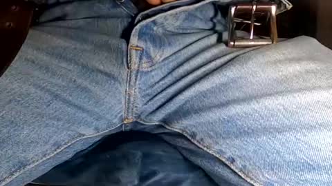 swamp486822 online show from April 6, 5:19 am