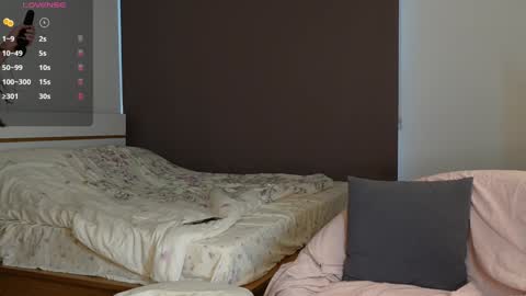 Snapshot of swanprincess chatting on December 23, 7:38 am Daria online show from December 23, 7:38 am