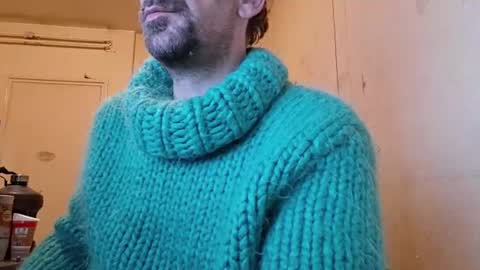 sweaterboy666 online show from July 15, 2:17 am