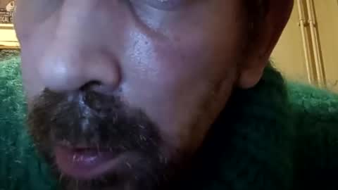 sweaterboy666 online show from December 4, 6:27 am