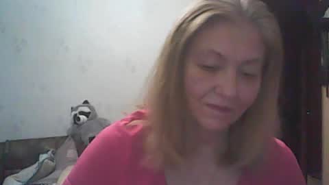 sweet4blonde67 online show from June 29, 7:38 am