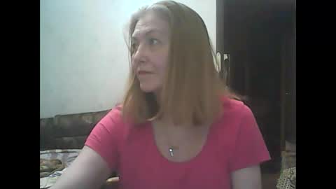sweet4blonde67 online show from May 26, 3:18 pm