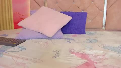 sweet__luna__ online show from March 26, 11:15 am