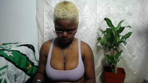 mariana online show from April 11, 7:45 am