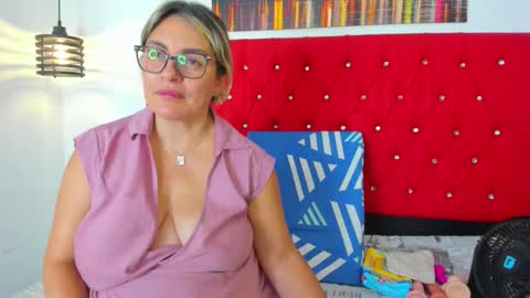 Carolina online show from September 17, 6:00 pm