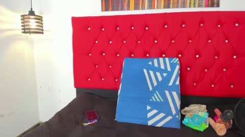 Carolina online show from October 8, 7:42 pm