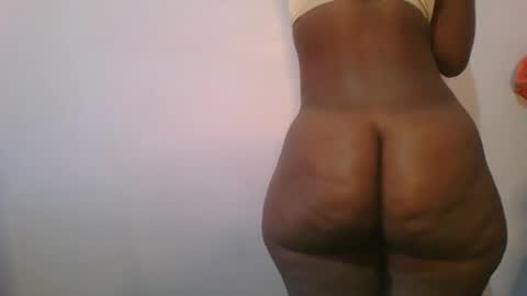 Snapshot of sweet_arianna_ chatting on February 26, 7:02 am timaya online show from February 26, 7:02 am
