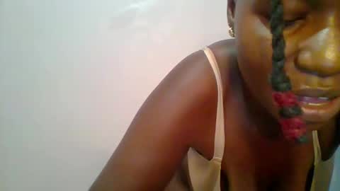 Snapshot of sweet_arianna_ chatting on February 18, 7:30 pm timaya online show from February 18, 7:30 pm