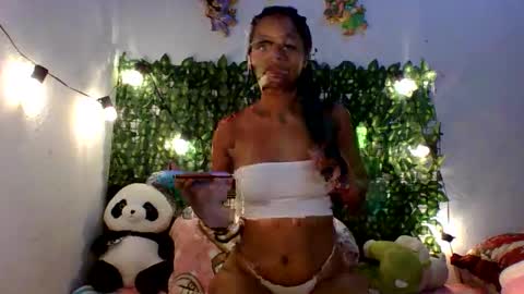 sweet_bigass07 online show from April 15, 5:49 pm