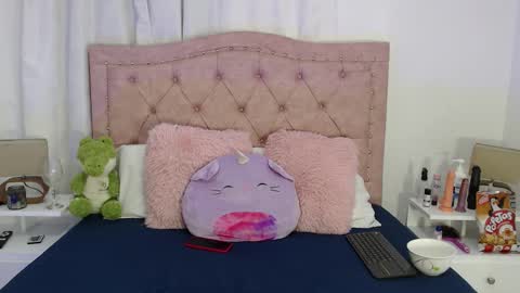 sweet caandyy online show from October 31, 4:40 pm