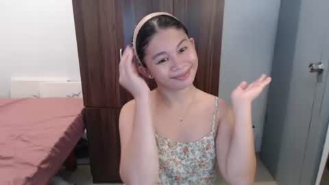 sweet_cassyxx online show from January 9, 12:33 pm