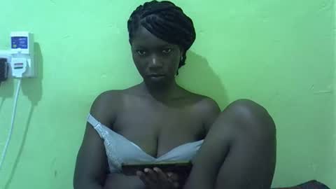 sweet_cherie1 online show from May 17, 12:14 pm