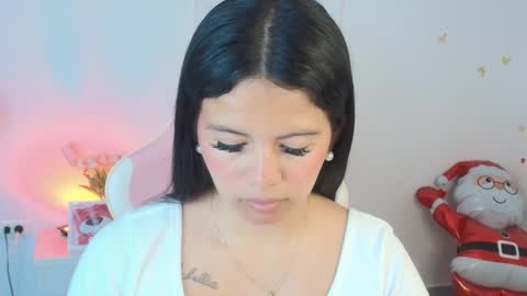 sweet_dania_ online show from February 18, 5:51 am