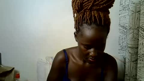 sweet_diva19 online show from June 20, 9:43 pm