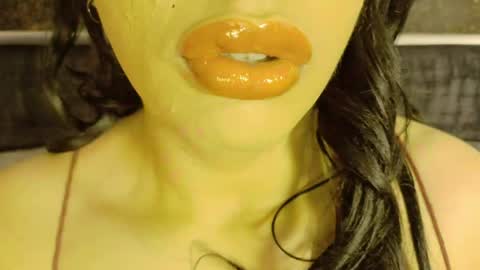 sweet_eliizabeth online show from May 10, 1:39 pm