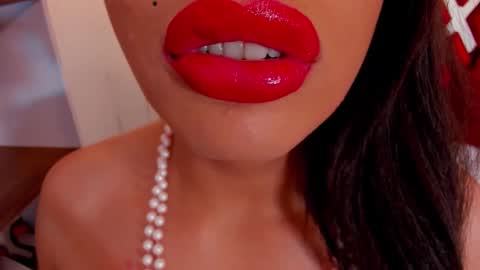 sweet_eliizabeth online show from March 7, 1:22 pm