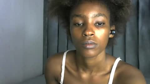 sweet_freaky online show from December 5, 10:51 pm