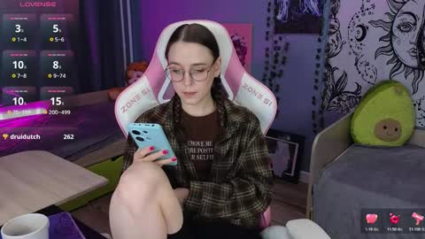 Alice online show from March 6, 5:06 am