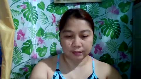sweet_kayley online show from December 19, 9:49 pm