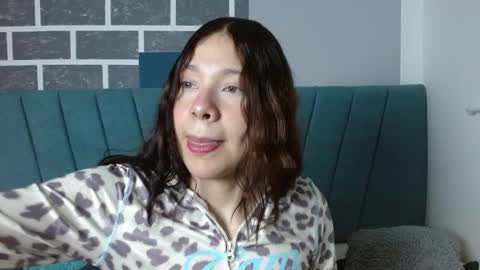 sweet_kitty_05 online show from February 16, 10:52 pm