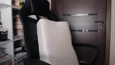 Jen online show from November 5, 2:41 pm