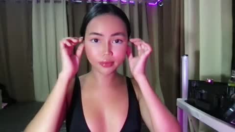 Maleia online show from July 8, 8:01 pm