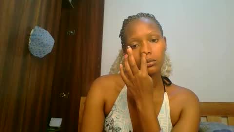 Linda online show from March 12, 4:44 pm