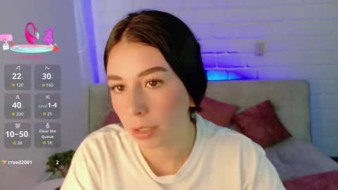 Sweet  Mia online show from November 4, 7:48 pm