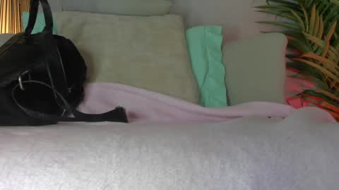 Adeline  online show from October 28, 12:39 pm