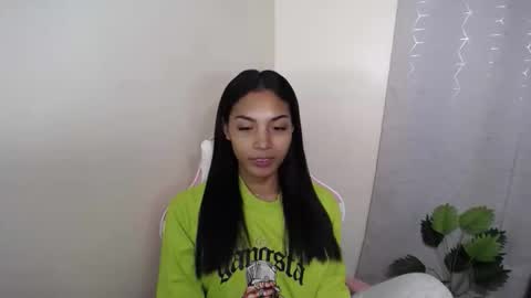 Trisha online show from December 18, 11:55 pm