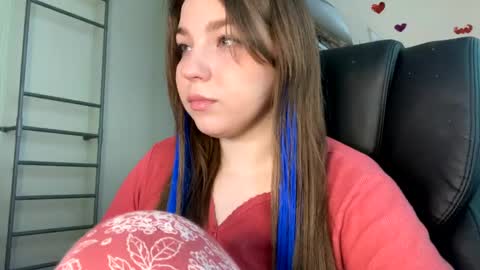 sweetalissa18 online show from February 17, 11:44 am