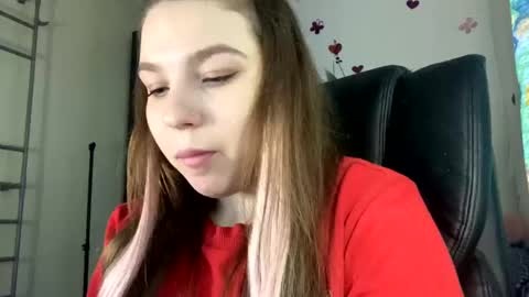 sweetalissa18 online show from December 3, 11:51 am