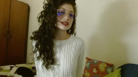 sweetcalm_ online show from June 1, 4:03 am