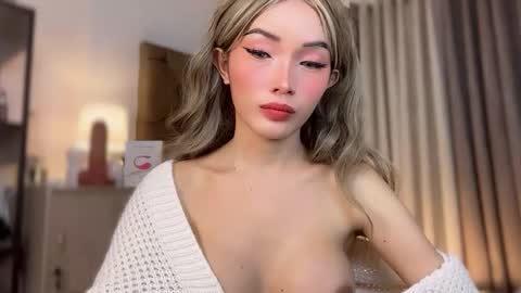 Candy online show from February 24, 6:33 pm