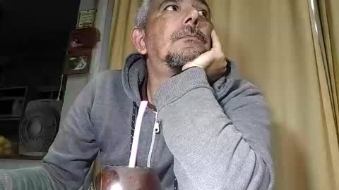 sweetcuervo independent model online show from May 17, 5:05 am