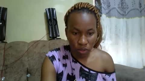 sweetdiva2012 online show from September 12, 10:17 am