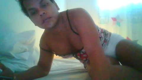 Snapshot of sweetdoll6 chatting on October 8, 10:54 am Sweet Doll online show from October 8, 10:54 am