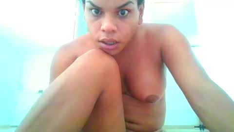 Snapshot of sweetdoll6 chatting on September 16, 10:13 pm Sweet Doll online show from September 16, 10:13 pm