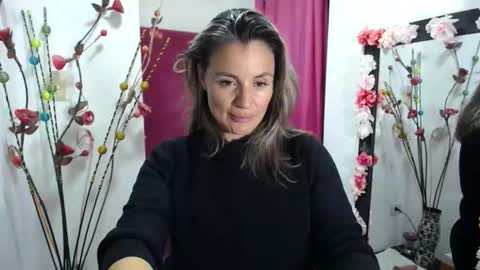 sweef online show from March 11, 2:03 am