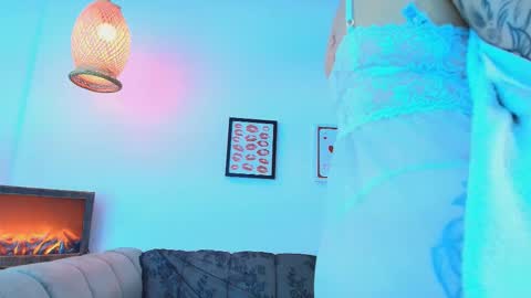 Lunita dim online show from February 27, 3:04 pm