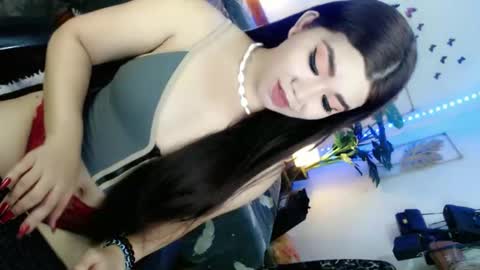 May online show from April 17, 11:18 pm