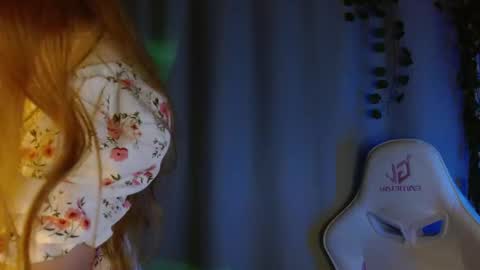 Annie online show from September 28, 9:35 pm