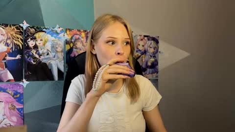 sweetie Lisa3 online show from November 8, 10:51 am