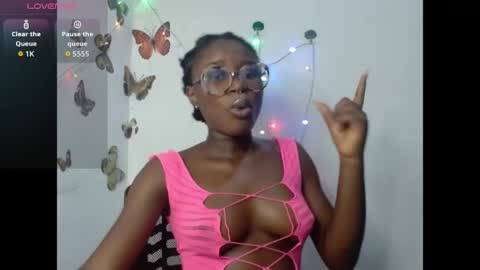 zuri online show from June 3, 9:31 pm