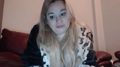 Sweet kendra online show from December 6, 8:54 am