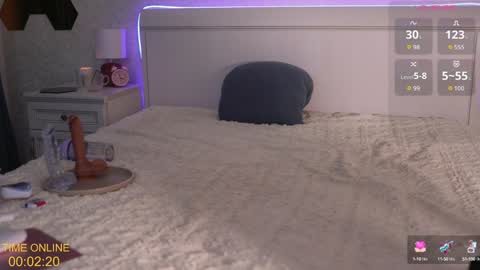 Snapshot of sweetkira555 chatting on September 9, 7:58 pm Kira online show from September 9, 7:58 pm