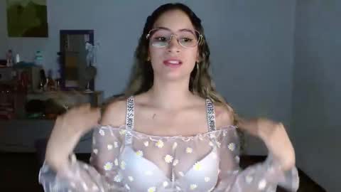 SWEET LATINA online show from February 2, 8:49 pm