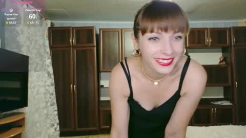 SweetLedySelin online show from September 19, 4:33 pm