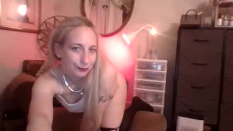 Aria online show from February 19, 7:51 am