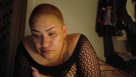 sweetp3ach29 online show from January 13, 5:44 am